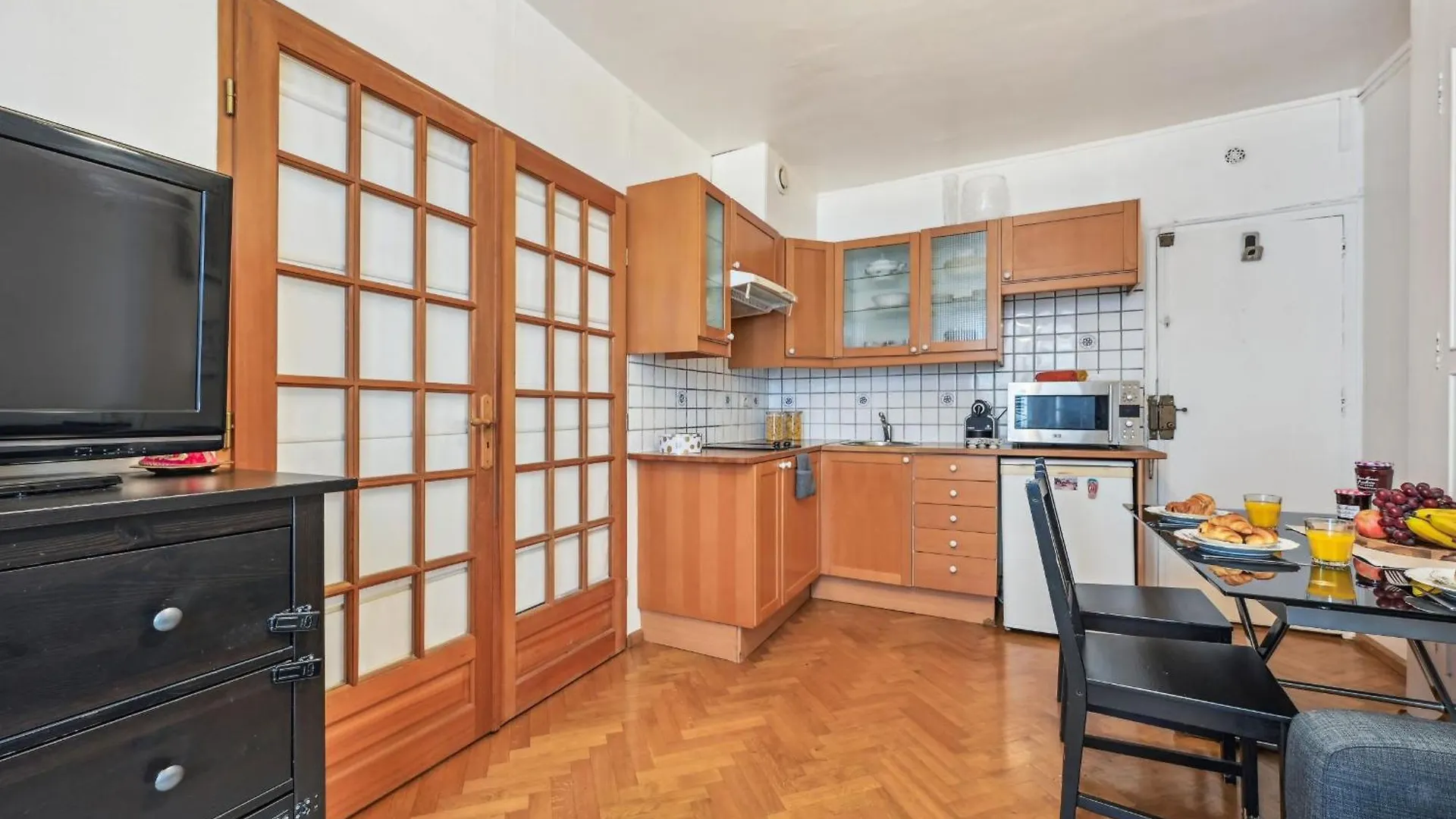 Eiffel Tower & Des Invalides - 1br - Cityapartmentstay *