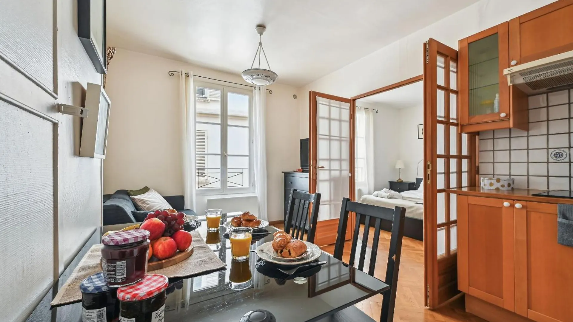 Eiffel Tower & Des Invalides - 1br - Cityapartmentstay Paris